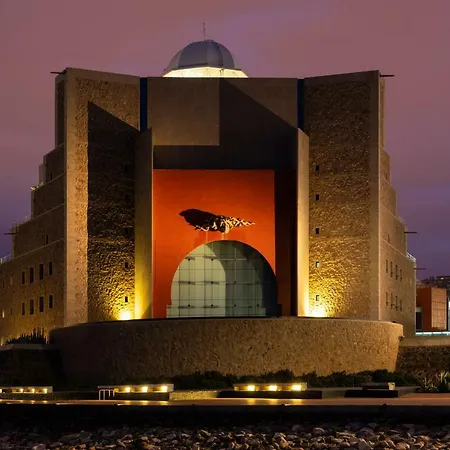 Frontline With Blue Views *