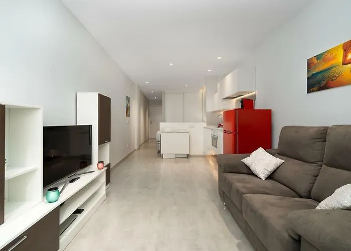 Frontline With Blue Views Lejlighed